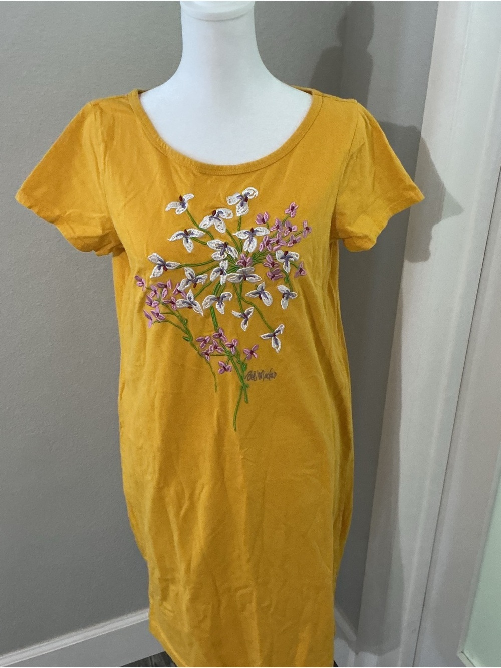 Bob Mackie Wearable Art Embroidered Floral T-Shirt Dress Size S